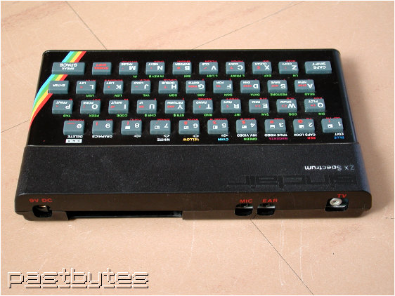Foto ZX
                      Spectrum 48K